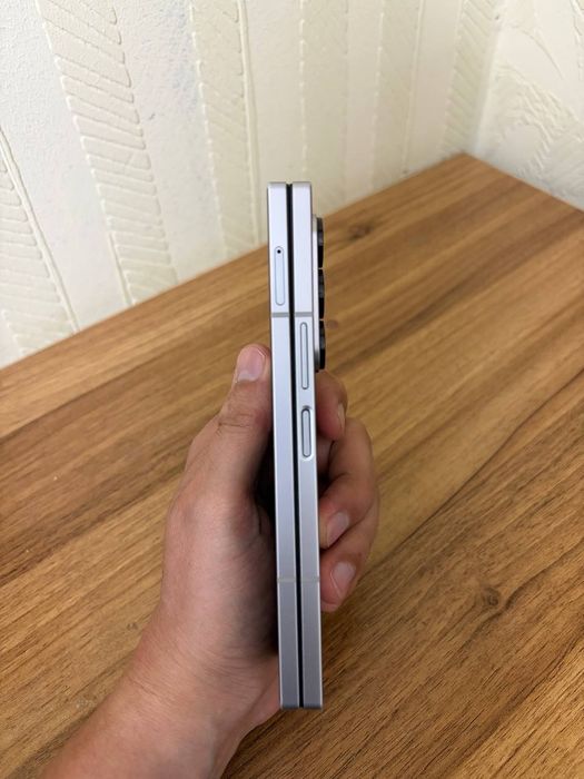 Samsung Z fold 6 12/256Gb Silver