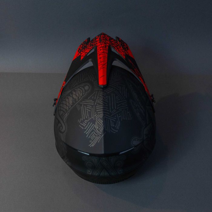 Каска с очила за ел. тротинетка , велосипед , мотокрос