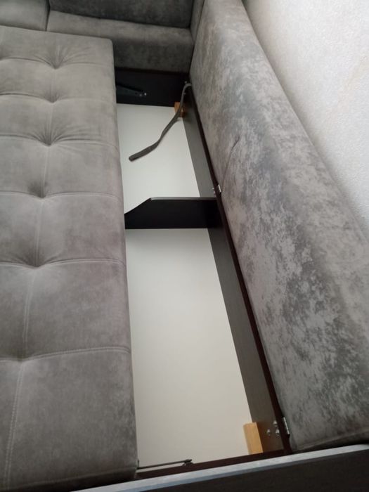 Продам большой диван