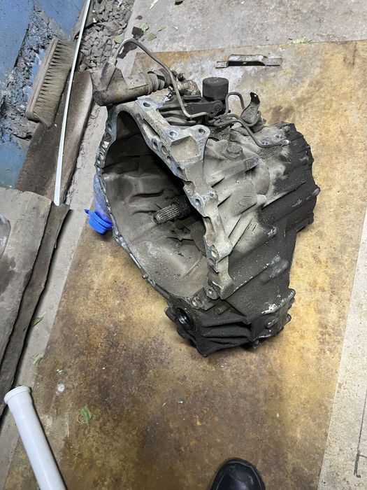 МКПП Toyota Corolla 150 5 ступка