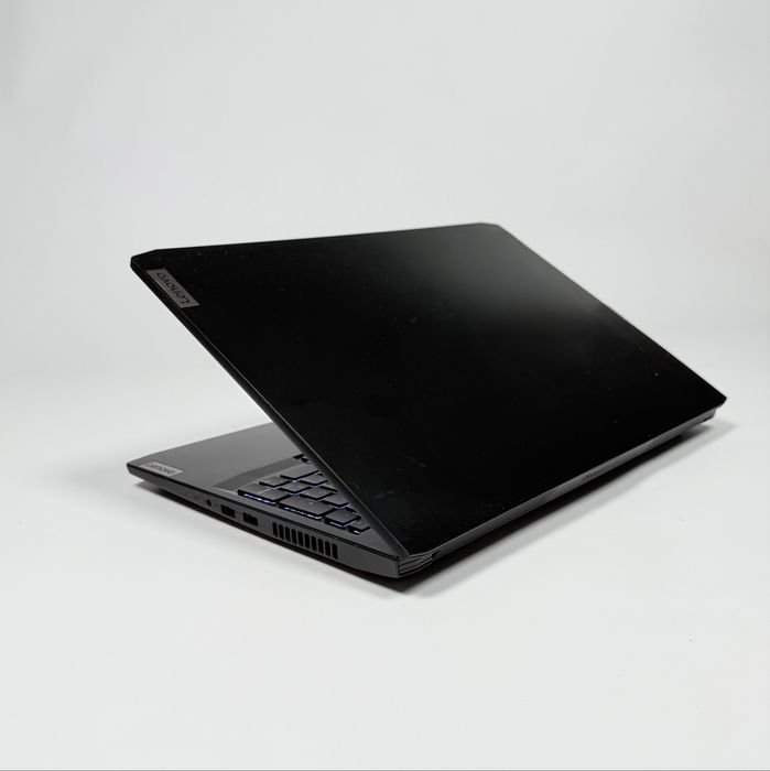 Lenovo Gaming/15,6” IPS 120Hz/i5-11300H/RTX 3050/512GB NVMe/16GB RAM