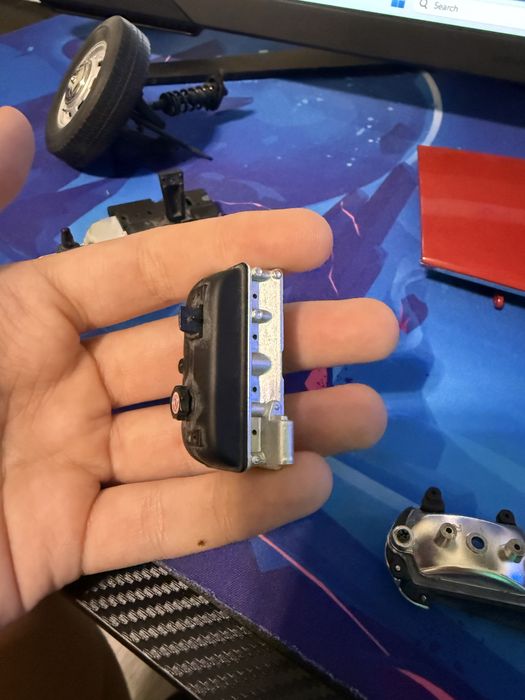 Macheta Dacia 1/8 piese