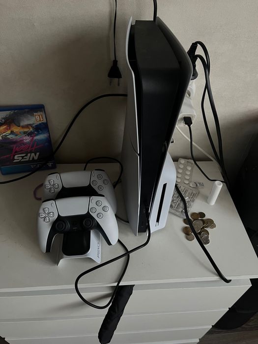 Продам PS5 slim CFI2115