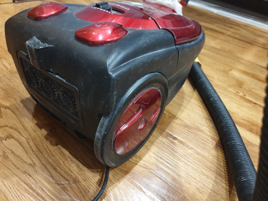 Продается пылесос Samsung