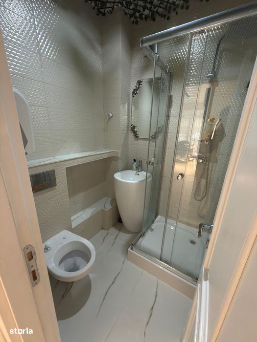 Spatiu comercial Salon beauty Militari Residence Str Tineretului
