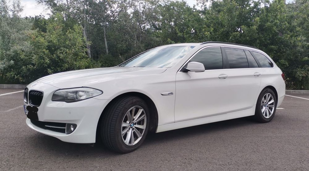 BMW 5 Series 2012 — imagine 4
