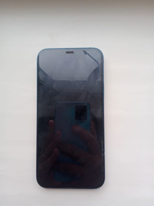 Продам айфон 12 на 64гю