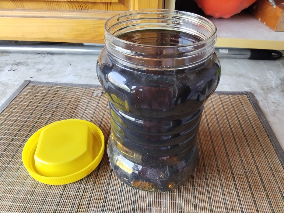 Пълен комплект оригинални болтове за ляти джанти ,на Форд до 2006 годи