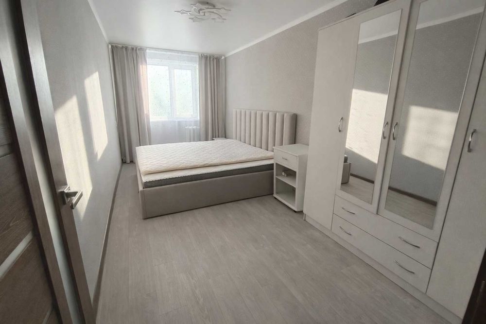 Продам 2 комнатную квартиру в отличном районе