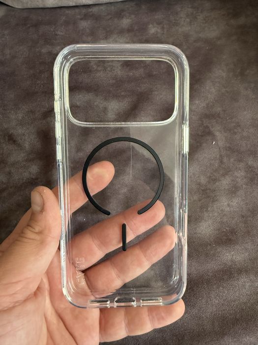 Кейс за iphone 17 pro max