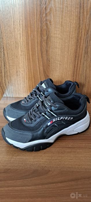 Кроссовки Tommy Hilfiger размер 37