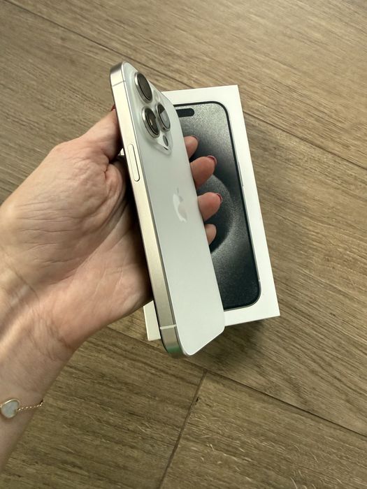 iPhone 15 Pro, 256 GB