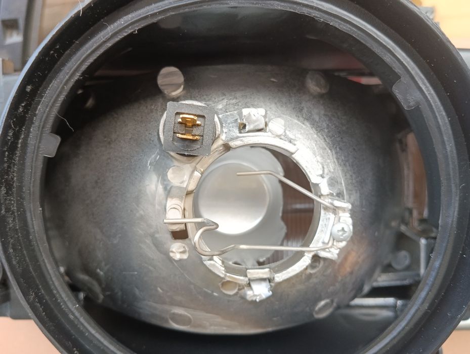 Ауди 80 В3 фара депо