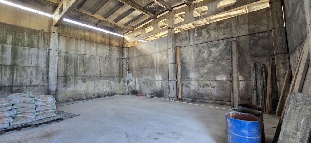 Продаётся база территория под склады производство.