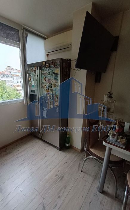 Продава се Тристаен апартамент в Шумен, Тракия - 64 кв.м за 1793 €/кв.м - Снимка #2