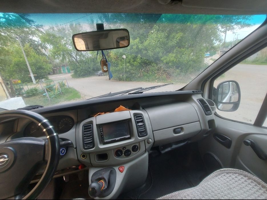 Продам грузовой бус срочно!