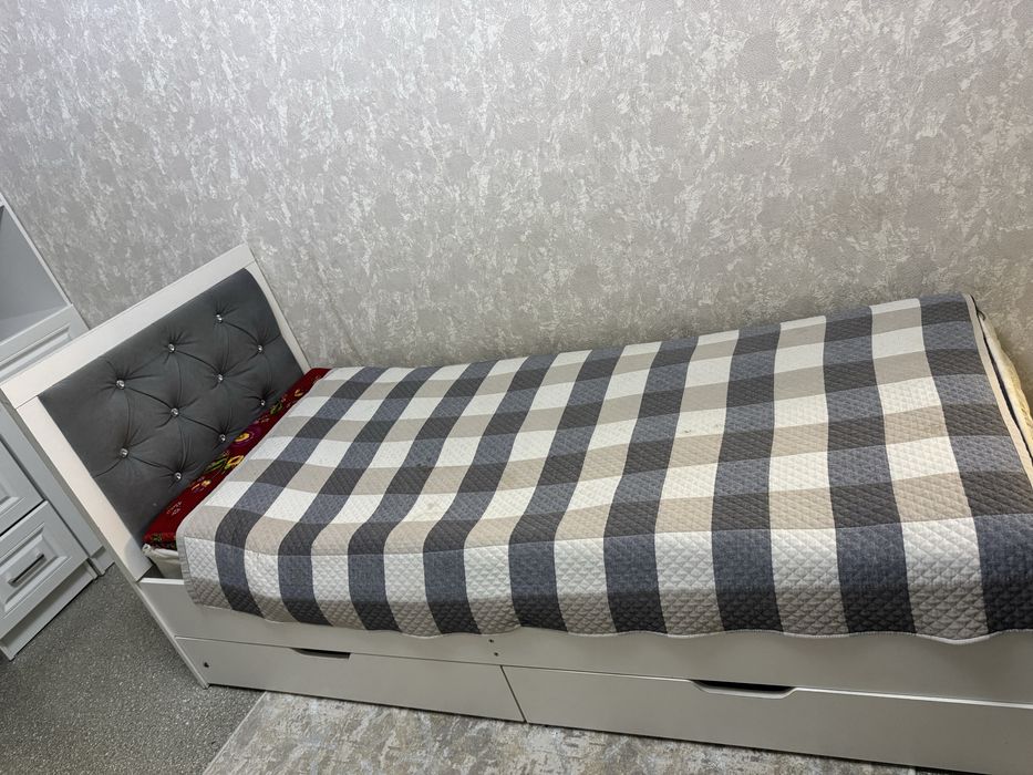 1 адамдық 2 төсек сатылады