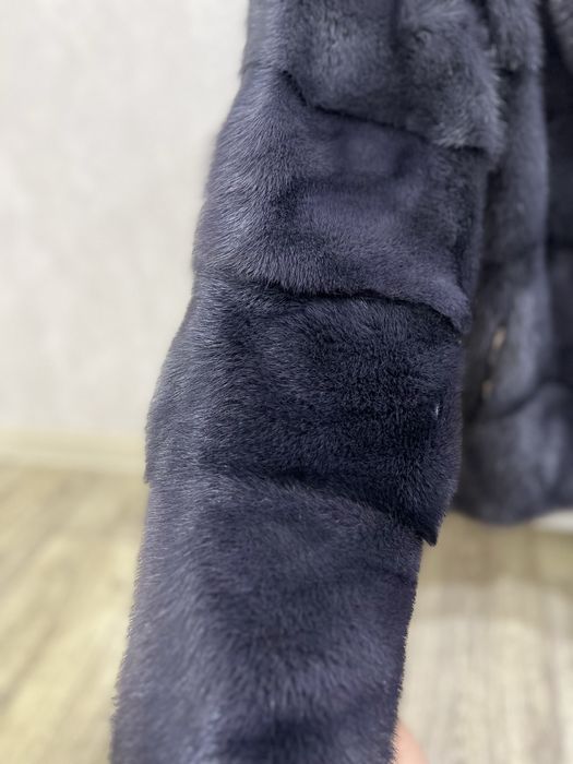 Продам шубу норковую