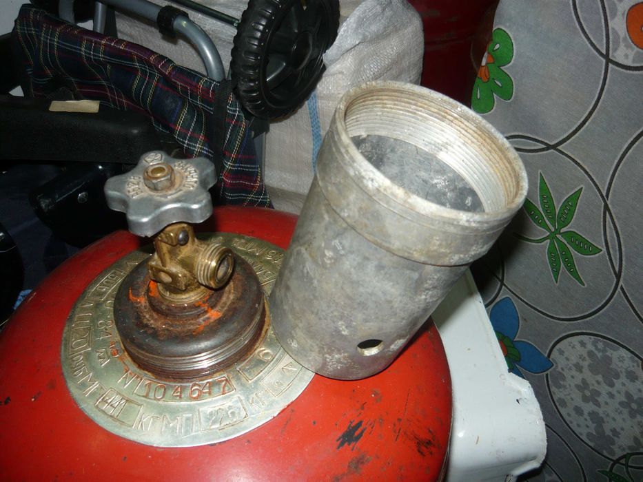 Capac metalic protecție robinet butelie rusească din aluminiu / metali