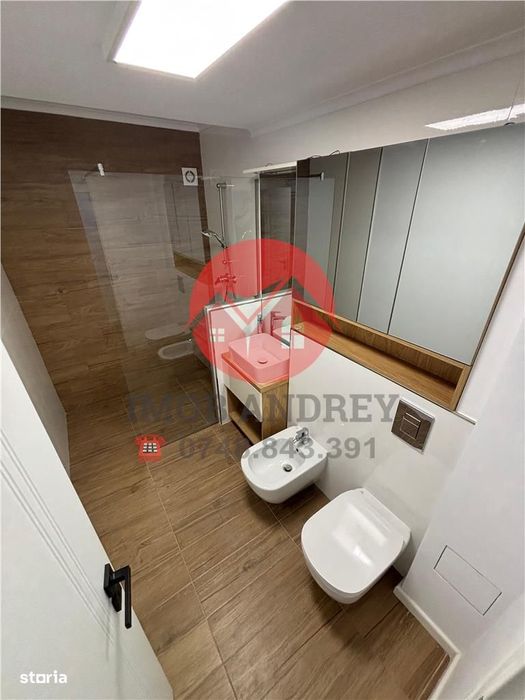 Apartament 3 camere ultracentral, prima închiriere