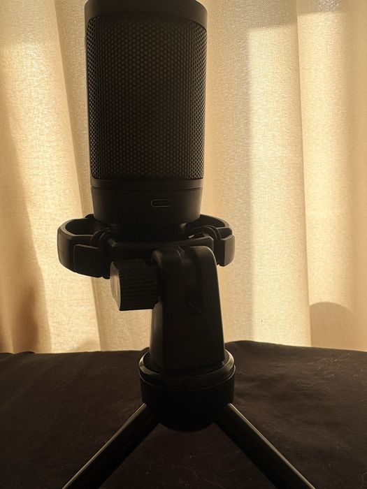 Микрофон Fifine A6V
