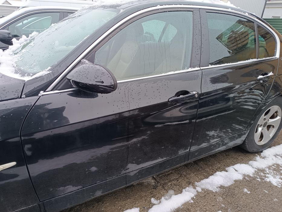 Ușa stânga dreapta fata spate BMW E90  Black Sapphire metal