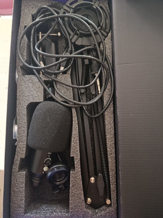 Microfon streaming Fifine
