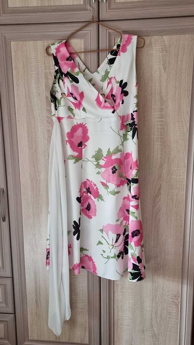 Платье коктельное