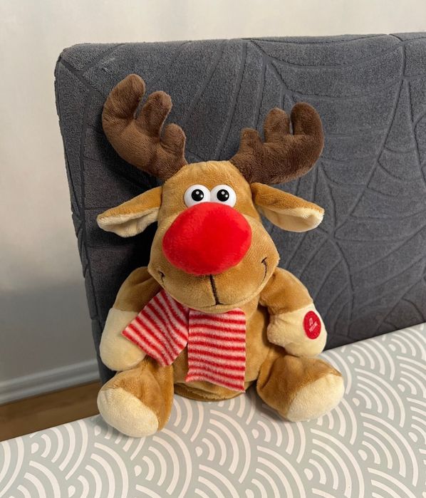 Говорещо плюшено еленче