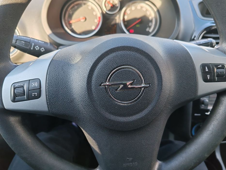 Opel Corsa 1.2 euro 5, 2013