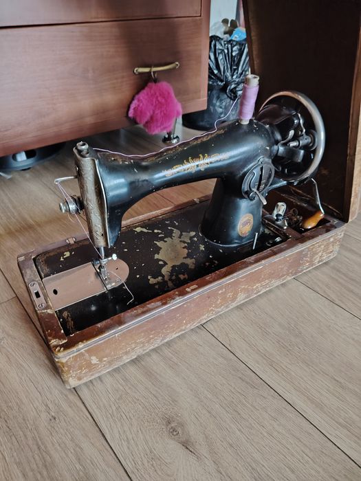 Советская швейная машинка