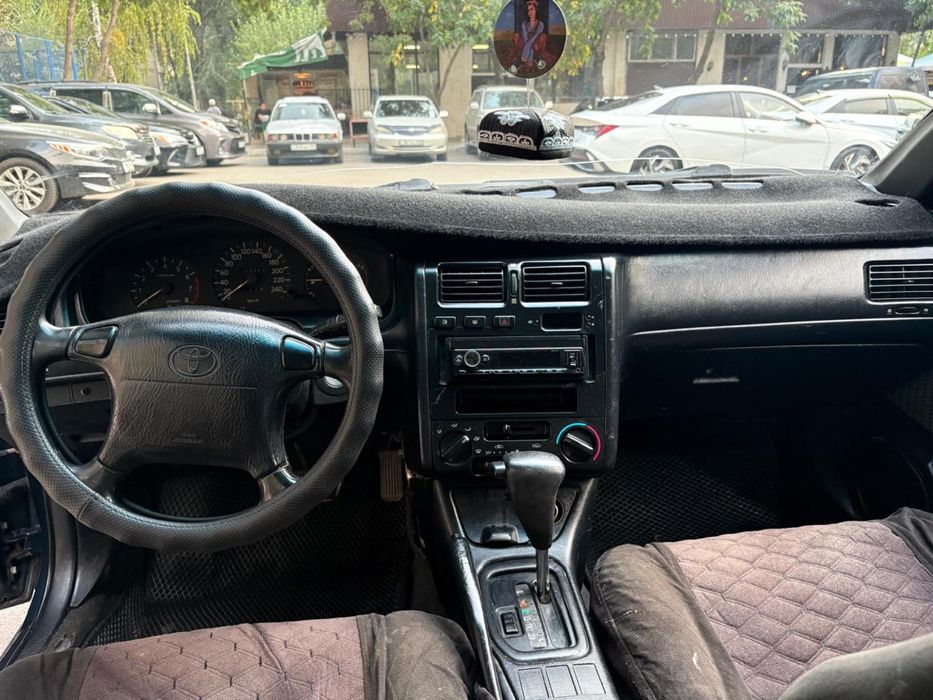 Tayota Carina e Автомат обьем 2.0