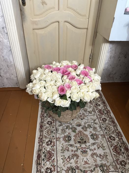 Цветы свежие расспродажа