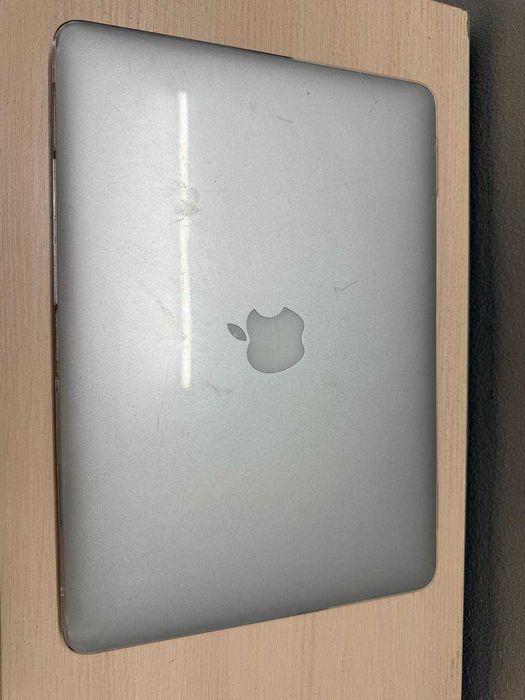 Apple MacBook Air 13 дюймов 2017 года  Алматы
