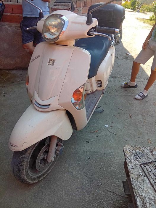 Скутер Kymco like50