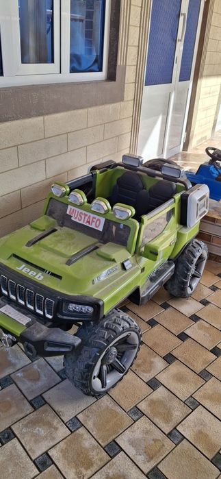 Pultli moshina sotiladi!
Yangi, sifatli va juda chiroyli pultli moshin