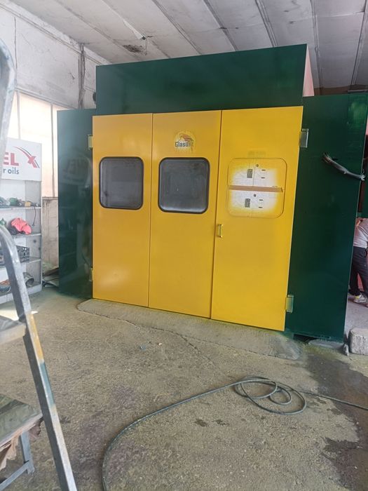 Vând cabina de vopsit și compresor aer