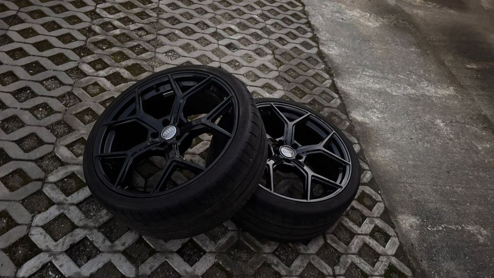 Vând set complet cauciucuri și jante originale Audi RS6 Performance