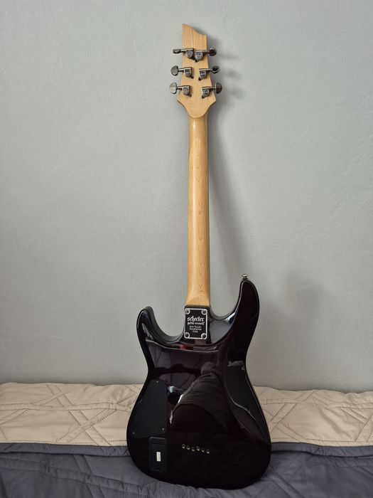 Продам Schecter Omen 6 + кабель