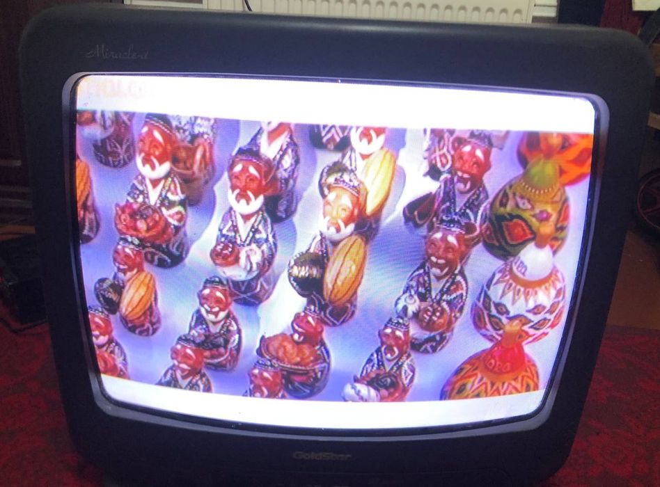Televizor GoldStar sotiladi