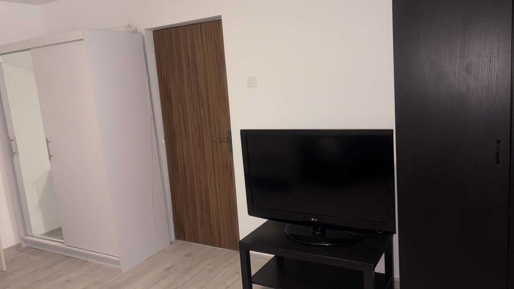 Proprietar Închiriez Garsonieră Zona Decebal