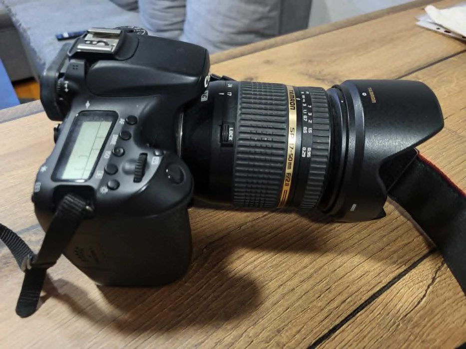 Canon EOS 70D + Tamron SP 17-50mm F/2.8 VC