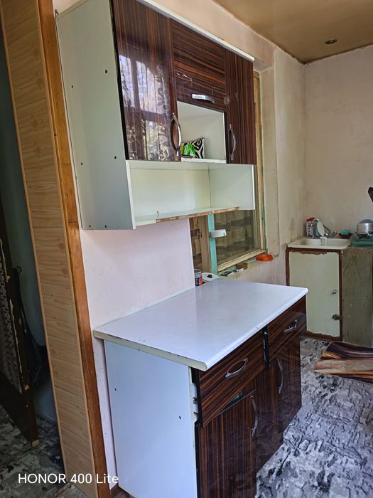 Срочно продам кухонный гарнитур