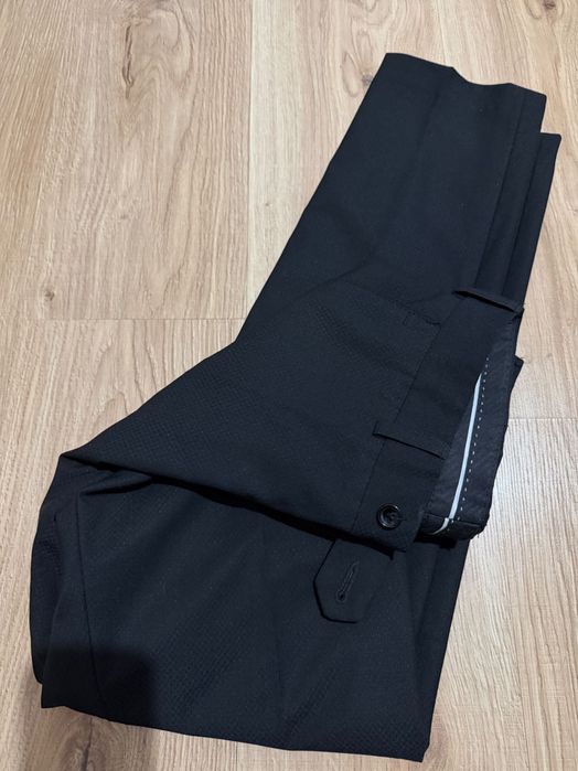 Официален мъжки костюм AGGRESSOR – елегантен черен смокинг