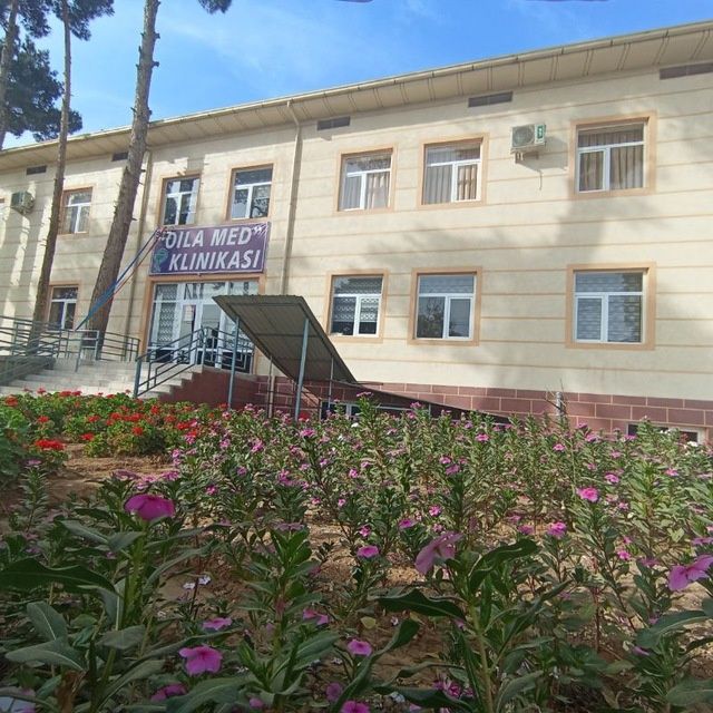 Клиника сотилади