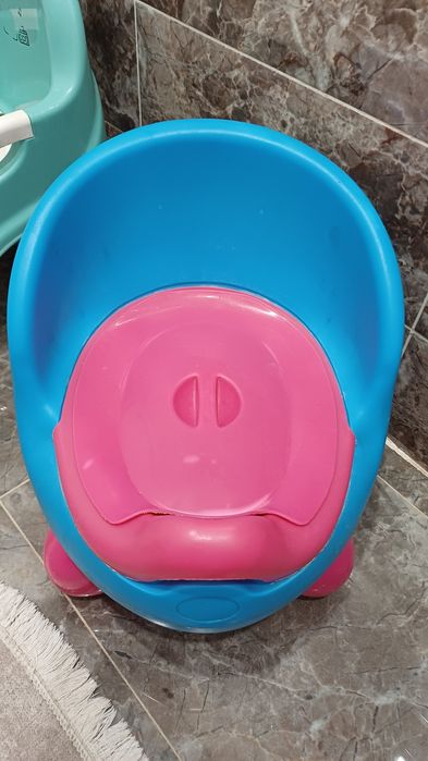 Продам детский горшок