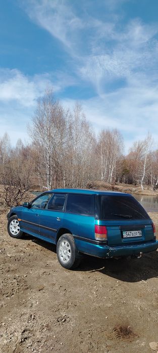 Субару Легаси 1993 года