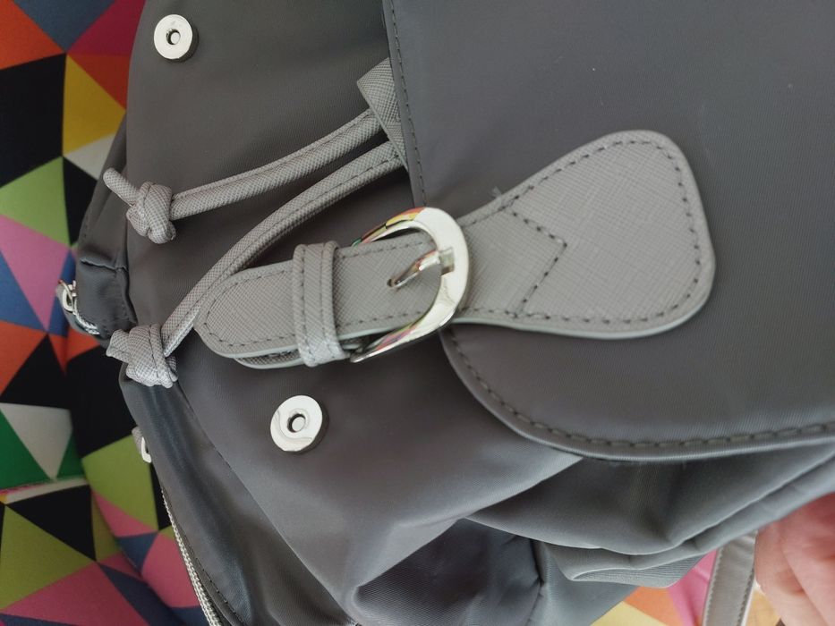 Geantă ghiozdan material impermeabil NOU