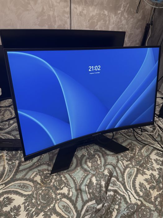 Gigabyte - 32" GS32Q-EK Gaming Monitor  (2560x1440)  QHD