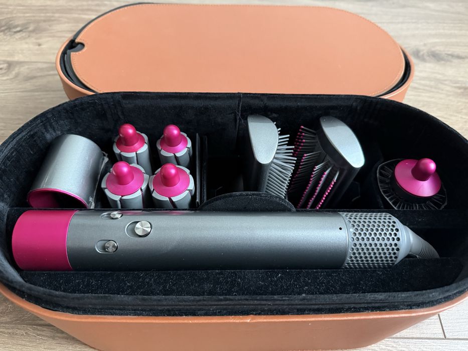 Фен-стайлер Dyson